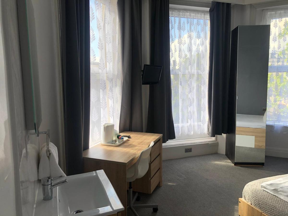 Capital One Hotel Bournemouth Eksteriør bilde