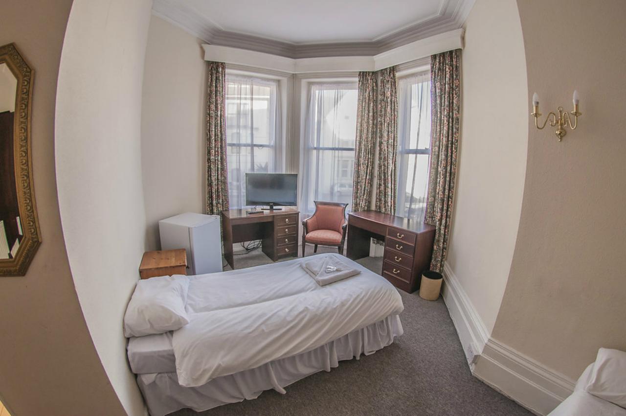 Capital One Hotel Bournemouth Eksteriør bilde